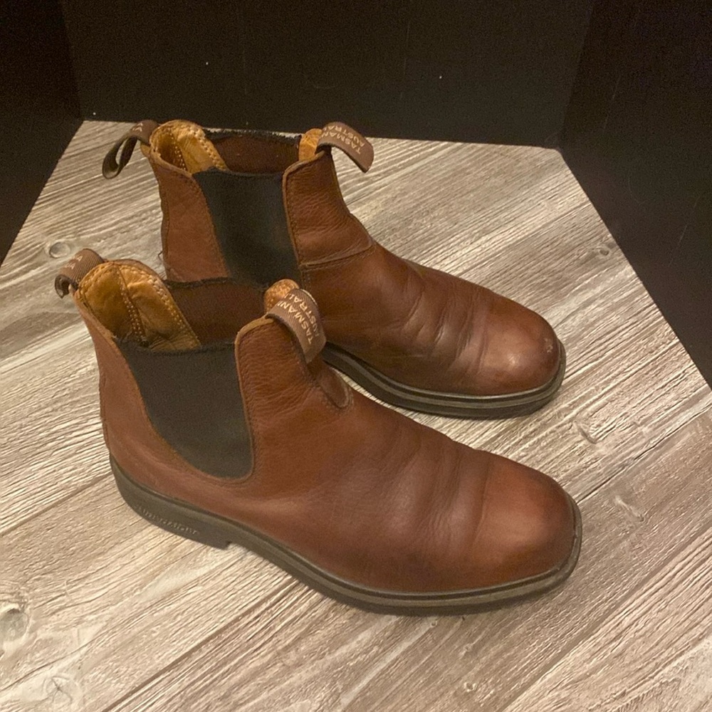 Blundstone women’s  boots size 5